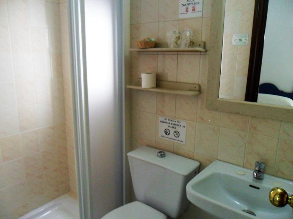 Hostal El Capi Zahora Rum bild